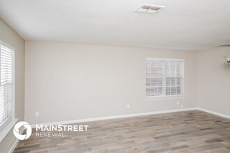 4813 Palm Ridge Dr in Fort Worth, TX - Foto de edificio - Building Photo