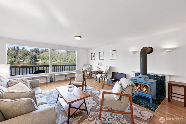 6917 Olive Ave in Stanwood, WA - Building Photo - Building Photo