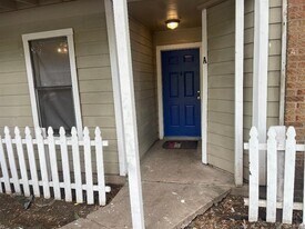 1902 West Loop in Austin, TX - Building Photo