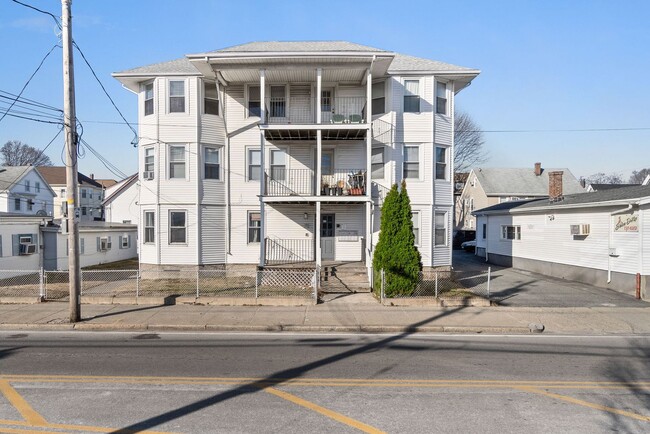 property at 508 Lonsdale Ave