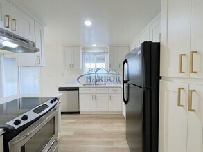 1107 Opal St in Redondo Beach, CA - Building Photo - Building Photo