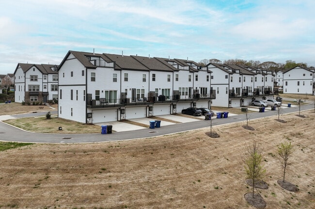 Abode at Reids Cove in Mooresville, NC - Foto de edificio - Building Photo