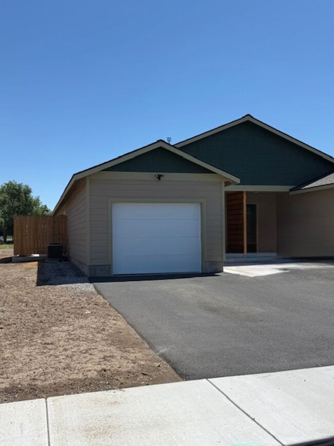 property at 4255 Wyoming St