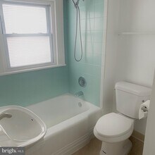 2 E Vine St in Millville, NJ - Building Photo - Building Photo