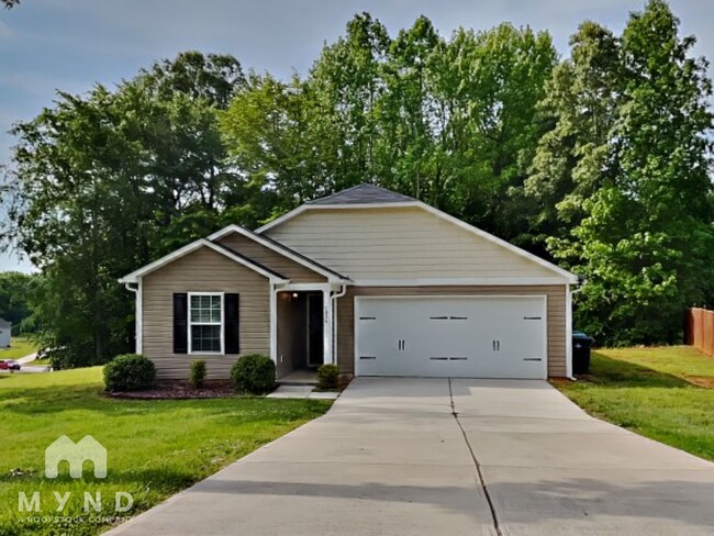property at 1804 Woodbridge Dr