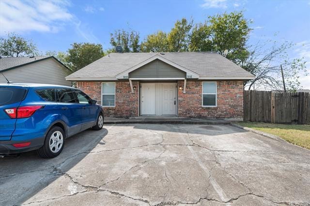 311 Kings Way Dr