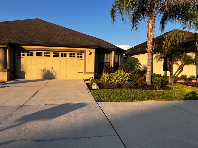 5573 Maggiore Blvd in Lakeland, FL - Building Photo - Building Photo