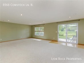 8968 Comstock Ln N in Maple Grove, MN - Building Photo - Building Photo
