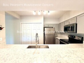 20119 Henderson Rd in Cornelius, NC - Building Photo - Building Photo