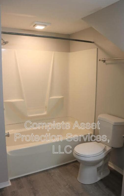 412 Wabash St in La Porte, IN - Building Photo - Building Photo