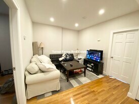130 P St, Unit 1 in Boston, MA - Building Photo
