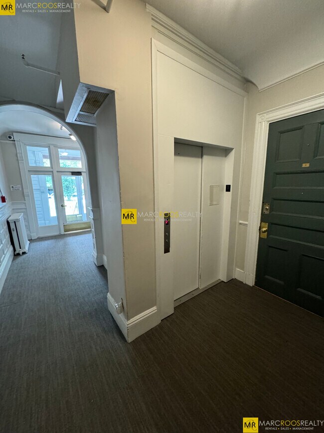 property at 370 Commonwealth Ave