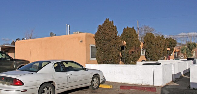 604-608 Alcazar St SE in Albuquerque, NM - Building Photo - Building Photo