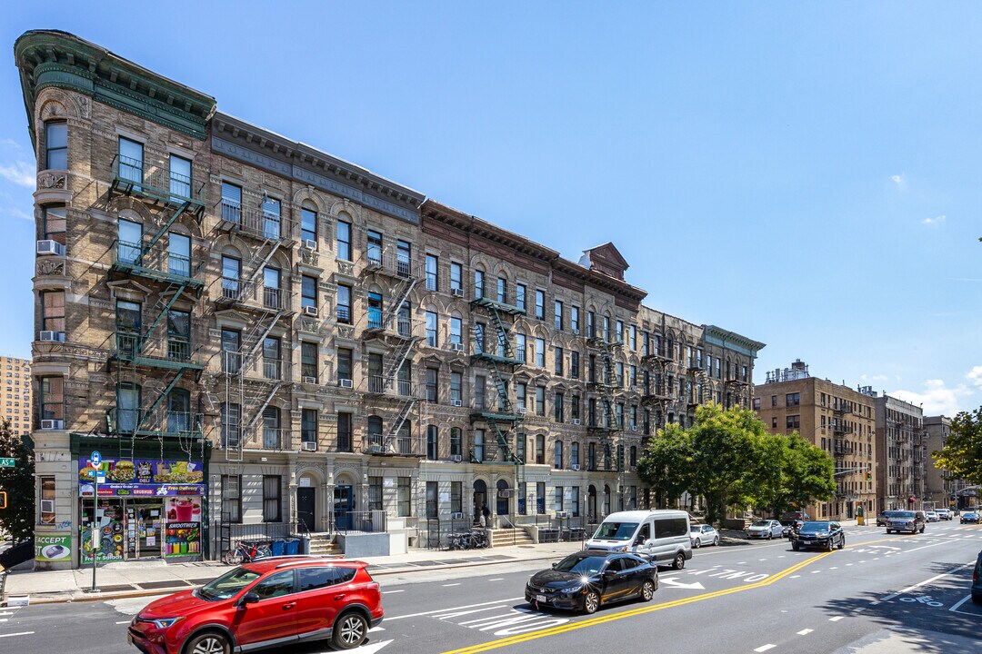 610-612 St Nicholas Ave in New York, NY - Building Photo