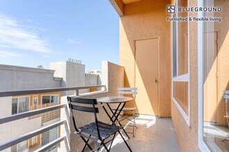 1720 N Fuller Ave-Unit -FL6-ID729 in Los Angeles, CA - Building Photo - Building Photo