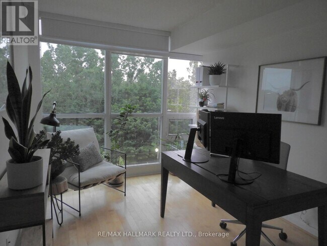 property at 219 Fort York Blvd