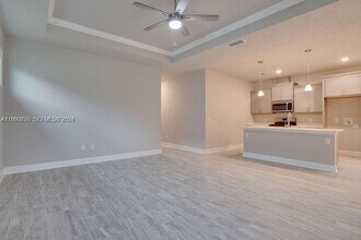 24722 SW 21st Ln in Newberry, FL - Building Photo - Building Photo