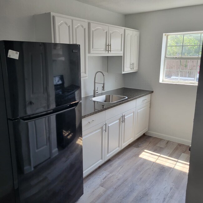 8605 Meta St in Houston, TX - Building Photo - Building Photo