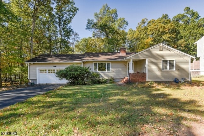 109 Edgewood Dr