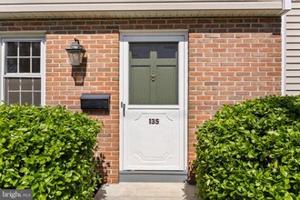 135 E 3rd St in Moorestown, NJ - Building Photo - Building Photo