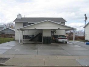 Oquirrh Apartments in Tooele, UT - Building Photo - Building Photo