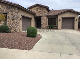 1834 E Latona Rd in Phoenix, AZ - Building Photo