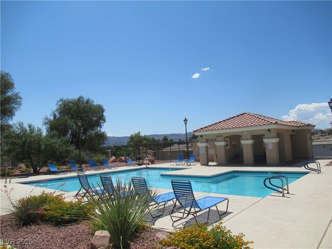 property at 192 Renville Ct