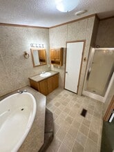 5475 Chuck A Dr in Shreveport, LA - Building Photo - Building Photo