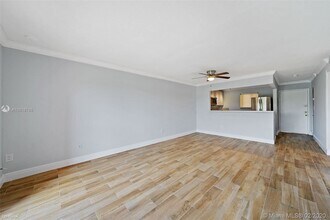 7915 Camino Real-Unit -Apt 401N in Miami, FL - Building Photo - Building Photo