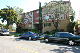 630 N Louise St in Glendale, CA - Building Photo - Building Photo