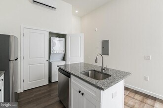 5303 Chester Ave in Philadelphia, PA - Building Photo - Building Photo