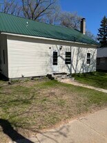 340 S Grant St in Adams, WI - Building Photo