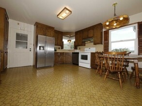 209 Schober Ave in Jackson, CA - Building Photo - Building Photo