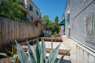 641 Gayley Ave in Los Angeles, CA - Building Photo - Building Photo