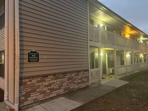 Bairsford Place Apartments in Columbus, OH - Building Photo - Building Photo