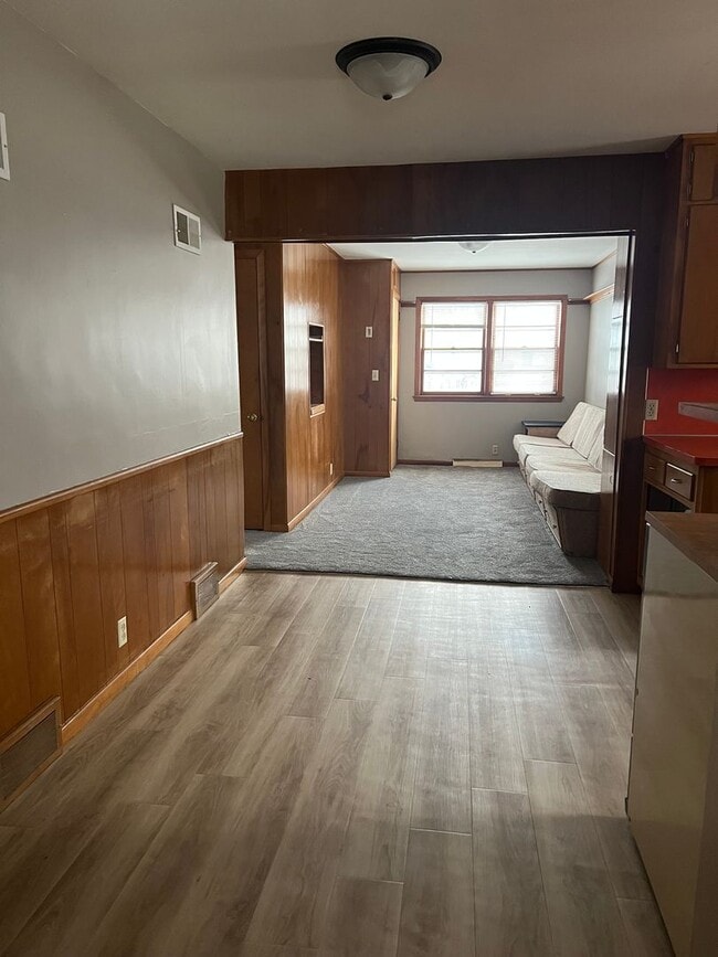 524 Jefferson Ave in North Mankato, MN - Building Photo - Building Photo