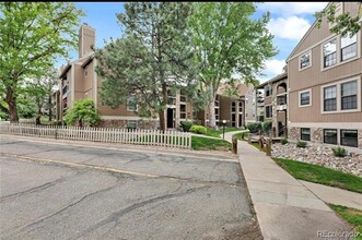 10970 W Florida Ave in Lakewood, CO - Building Photo - Building Photo