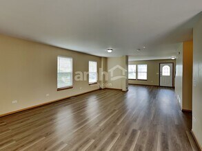 25651 Barrow Rd in Manhattan, IL - Building Photo - Building Photo