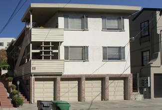 825 Erie St in Oakland, CA - Foto de edificio - Building Photo