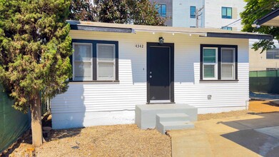 4340-4342 Georgia St in San Diego, CA - Building Photo - Interior Photo