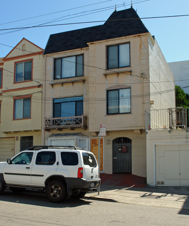 2386 34th Ave in San Francisco, CA - Building Photo - Building Photo