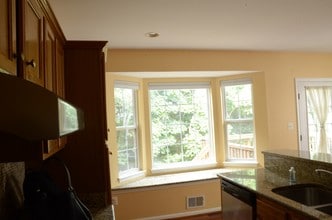 12250 Winscombe Ter in Fairfax, VA - Foto de edificio - Building Photo