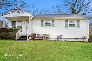 1407 Clegg St in Greensboro, NC - Building Photo