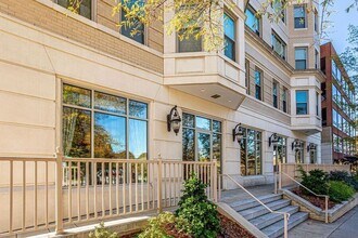 2600 Pennsylvania Ave NW in Washington, DC - Building Photo - Building Photo