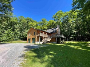 303 W View Estates in Manchester Center, VT - Building Photo - Building Photo