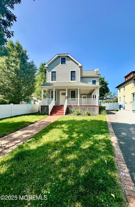 913 Fifth Ave in Asbury Park, NJ - Building Photo
