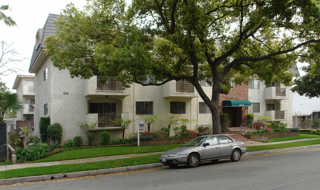 The Somerset in Pasadena, CA - Building Photo - Building Photo