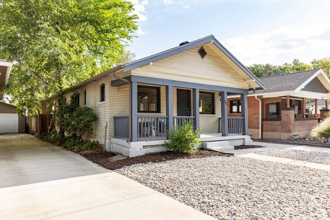 369 Ramona Ave in Salt Lake City, UT - Building Photo