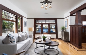 127 N Grand St in Orange, CA - Building Photo - Building Photo