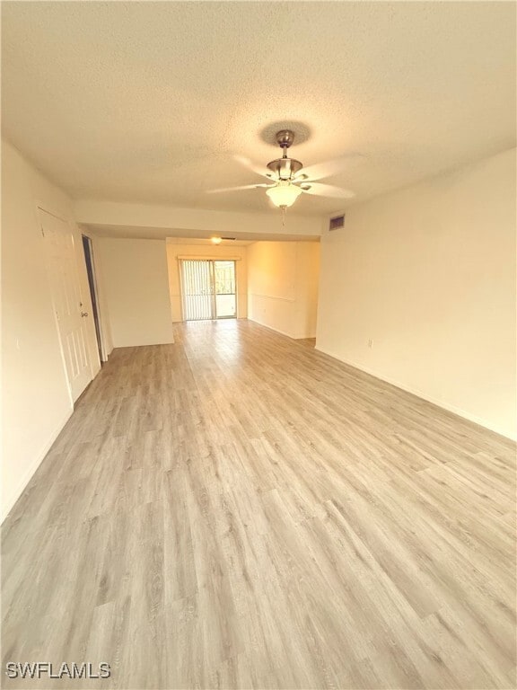 12666 Kenwood Ln in Ft. Myers, FL - Building Photo - Building Photo